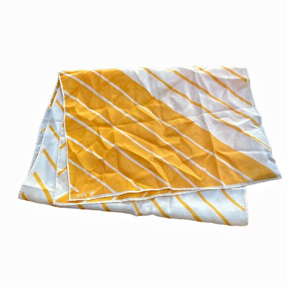 Vintage VERA Neumann Scarf Yellow & White Geometric Mod Made in Japan Rectangle - Picture 4 of 7